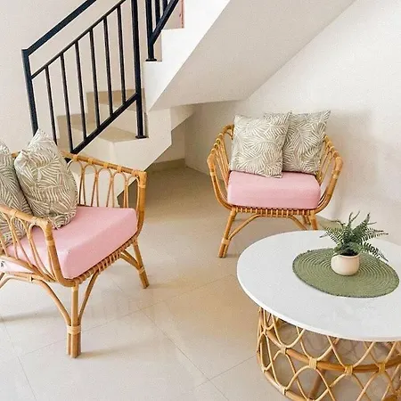 Villa Ibu Legian