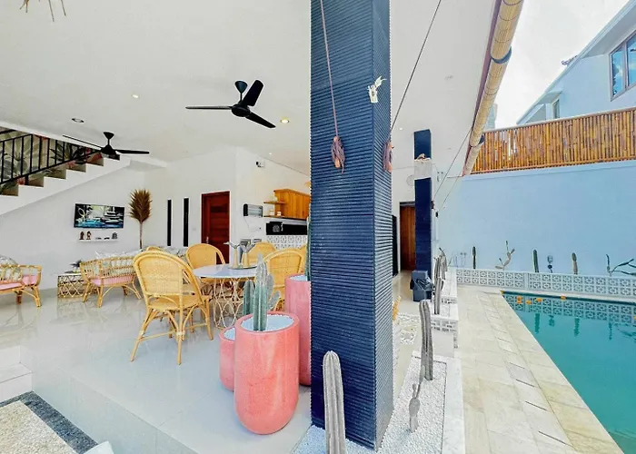 Ibu Villa
