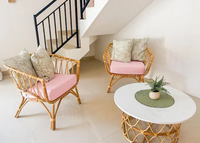Ibu Villa