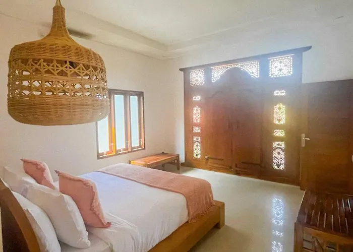 Villa Ibu Legian (Bali)