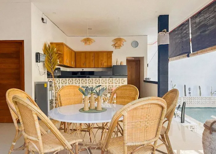Ibu Villa